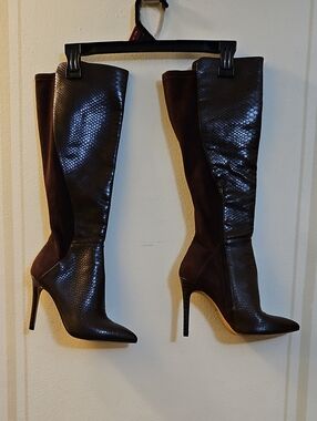At-the-Knee Aldo Pointed Stiletto Boots in Dark Brown, Size 7